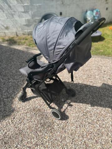 Buggy poussette pliante compacte, Enlèvement, Comme neuf, Dossier réglable