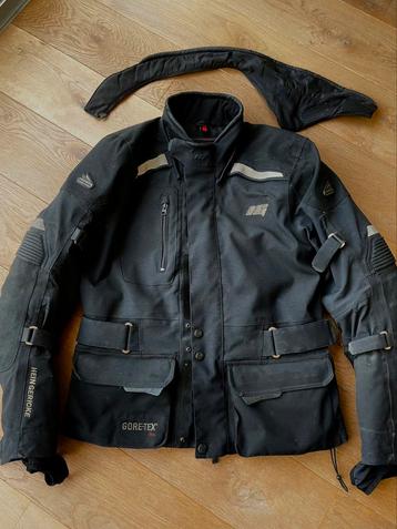 Gore-Tex motorjas voor toertochten beschikbaar voor biedingen