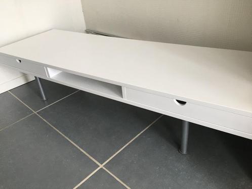 Salontafel stevig hout-functioneel-L141xH33xB47cm, Huis en Inrichting, Tafels | Salontafels, Zo goed als nieuw, Ophalen of Verzenden