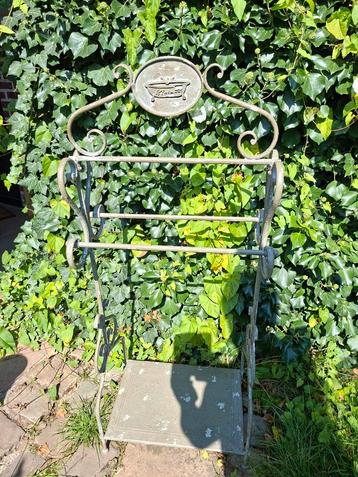 Brocante metalen handdoekenrek badkamer beschikbaar voor biedingen
