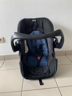 Autostoel van Brio met base, Ophalen, Zo goed als nieuw