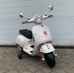 Vespa GTS Super 12v scooter wit Leer - MP3 - AUX verlichting, Enlèvement ou Envoi, Neuf