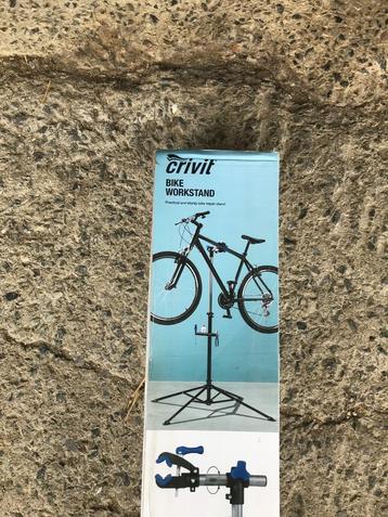 Fiets standaard voor onderhoud/reparatie beschikbaar voor biedingen