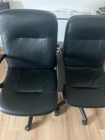 Set van 2 bureaustoelen beschikbaar voor biedingen