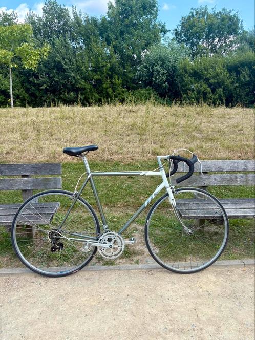 Flandria San Remo, Fietsen en Brommers, Fietsen | Racefietsen, Zo goed als nieuw, Overige merken, Minder dan 10 versnellingen