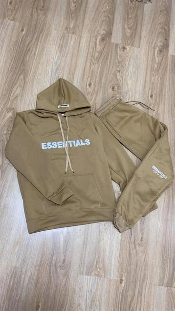 Fear Of God Essentials Tracksuit Large - NIEUW, Neuf, Beige, Esse, Général