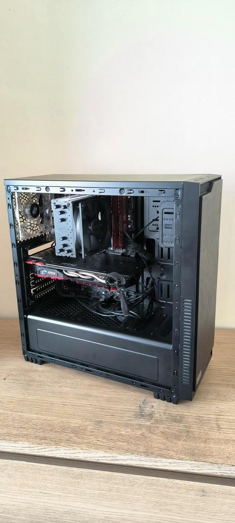 Zwart sterk gaming pc (prijs verlaagd van 450 → 350), Computers en Software, Desktop Pc's, Zo goed als nieuw, SSD, Gaming, Ophalen