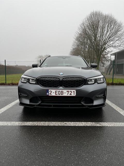 BMW 318 DaTouring, Auto's, Audi, Particulier, Sportstoelen, Diesel, Euro 6, Break, Automaat, Zilver of Grijs, Zwart, Leder, Ophalen