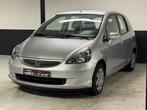 HONDA JAZZ 1.4i BENZINE DIGITALE AIRCO /NIEUWSTAAT+GARANTIE✅, Voorwielaandrijving, Stof, Zwart, 4 cilinders