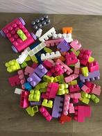 Bouwblokken ,105 stuks en figuren en wagentje, Ophalen of Verzenden, Zo goed als nieuw, Bouwen