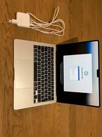 Macbook air M3 13 inch zilver 8GB, Ophalen, Zo goed als nieuw, 13 inch, MacBook