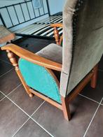 chaise ancienne en bois et tissu, Ophalen