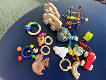 babyspeelgoed beschikbaar voor biedingen