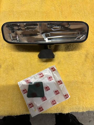 Porsche 911 achteruitkijkspiegel beschikbaar voor biedingen