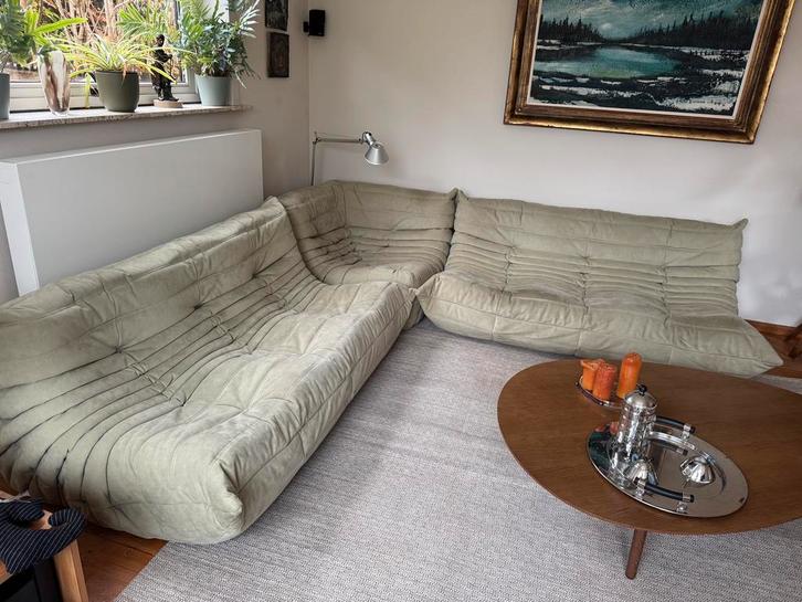 Togo Ligne Roset Alcantara in perfecte staat, Huis en Inrichting, Zetels | Complete zithoeken, Zo goed als nieuw, Ophalen of Verzenden