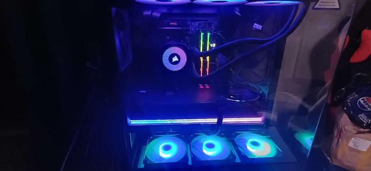 Gloednieuwe Ryzen 7 9800x3d | 5080 | 64GB Ram, Computers en Software, Desktop Pc's, Nieuw, 4 Ghz of meer, SSD, 64 GB of meer, Met videokaart