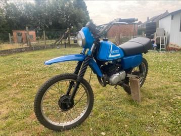 Te koop: Nostalgische Suzuki TS50X – Bijna originele staat beschikbaar voor biedingen
