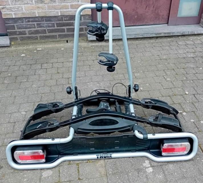 Fietsendrager Thule 941 2 fietsen kantelbaar max 36kg 🚲, Auto diversen, Fietsendragers, Nieuw, Trekhaakdrager, 2 fietsen, Brede banden