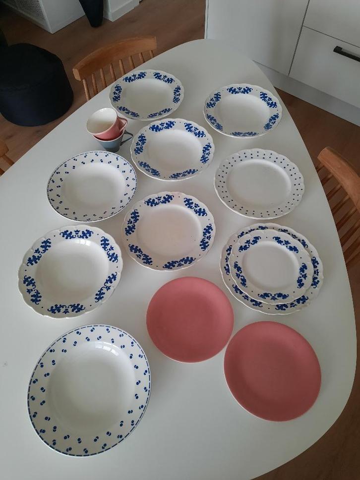 Boch servies - 14 stuks, Antiek en Kunst, Antiek | Servies los, Ophalen