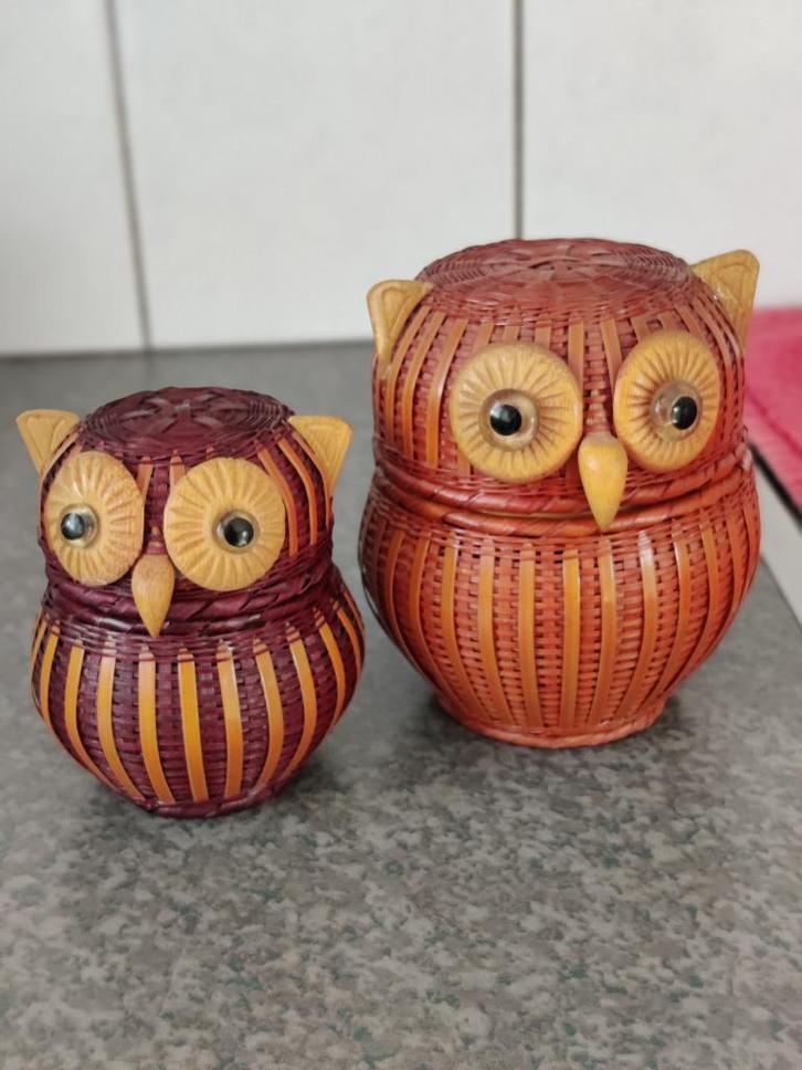 Boîtes en rotin Hibou, Collections, Collections Animaux, Comme neuf, Statue ou Figurine, Oiseaux, Enlèvement