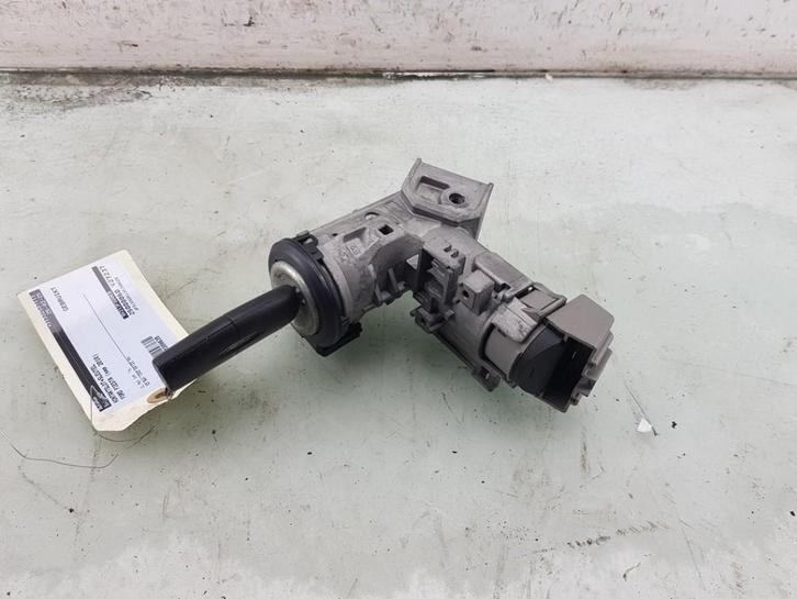 CONTACTSLOT + SLEUTEL Ford Fiesta 6 (JA8) (01-2008/01-2018), Auto-onderdelen, Overige Auto-onderdelen, Ford, Gebruikt