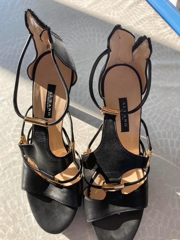 Italiaanse Albano merkschoenen maat 39, Kleding | Dames, Schoenen, Zo goed als nieuw, Ophalen