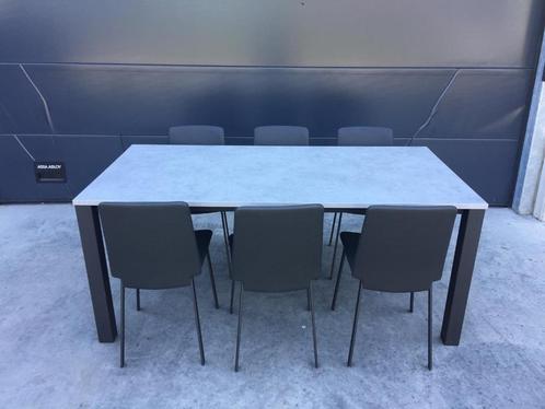 (108) Moderne eettafel met de 6 stoelen, Huis en Inrichting, Tafels | Kaptafels, Zo goed als nieuw, Ophalen