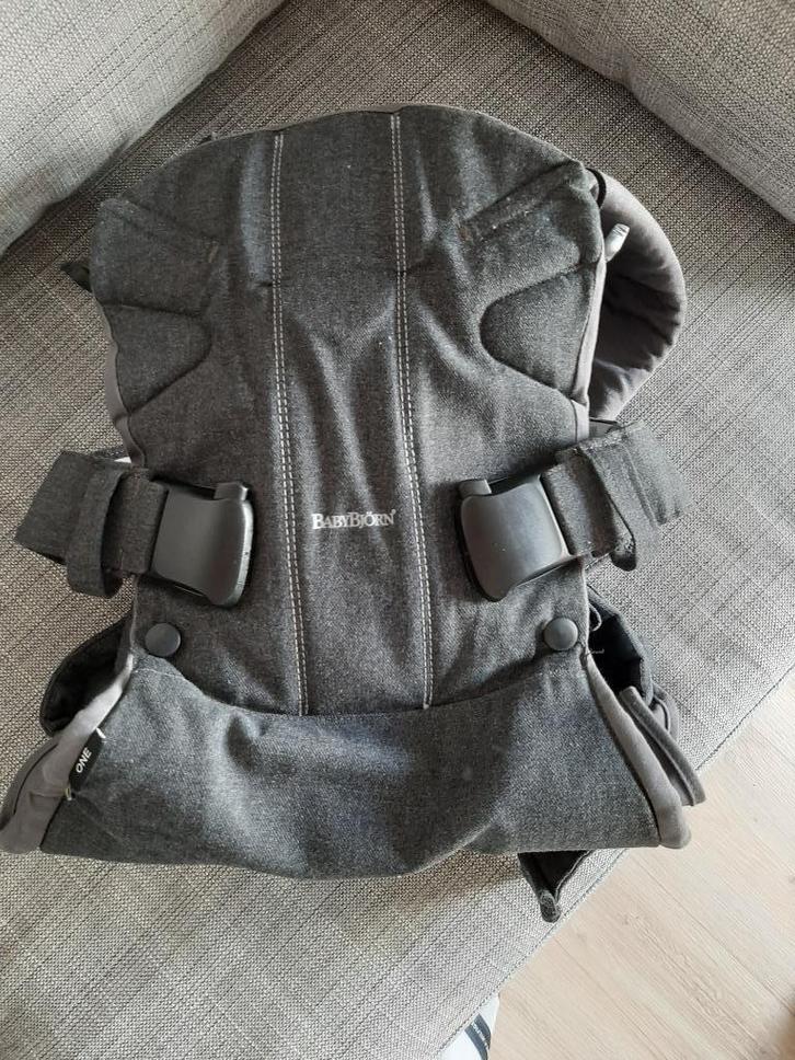 Porte-bébé BabyBjörn Carrier One Gris Denim, Kinderen en Baby's, Babydragers en Draagdoeken, Gebruikt, Draagzak, Buik of Rug, Baby Björn