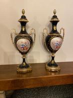 ACF Sèvres dekselvaas, Ophalen