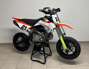 YCF SM 155 ***DUCATI SAMBREVILLE*** beschikbaar voor biedingen