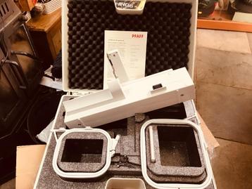 PFAFF Creative Fantasy EMBROIDERY ARM ATTACHMENT NIEUW in ko beschikbaar voor biedingen