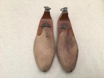 Vintage paar houten schoenen mal leest beschikbaar voor biedingen