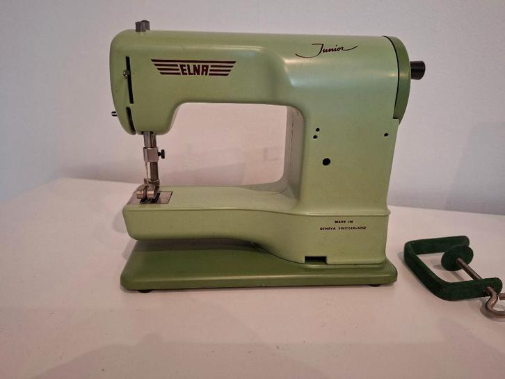 Kindernaaimachine Elna Junior in doos, Antiquités & Art, Antiquités | Jouets, Enlèvement ou Envoi