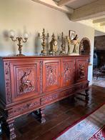 Prachtige Klassieke Eetkamer, Enlèvement