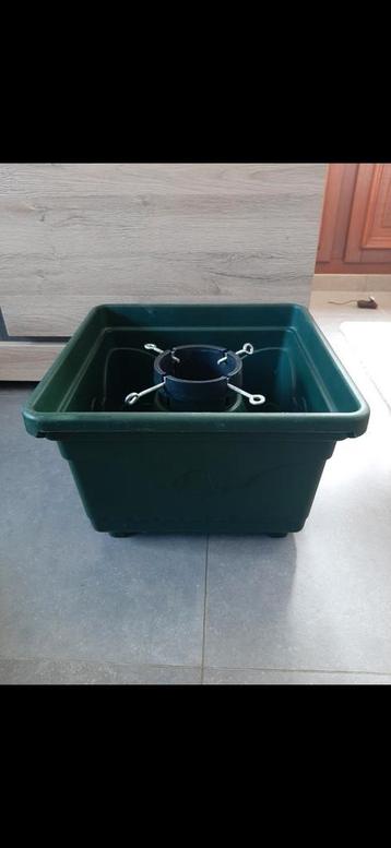 Zware kerstboomhouder voor echte kerstboom beschikbaar voor biedingen