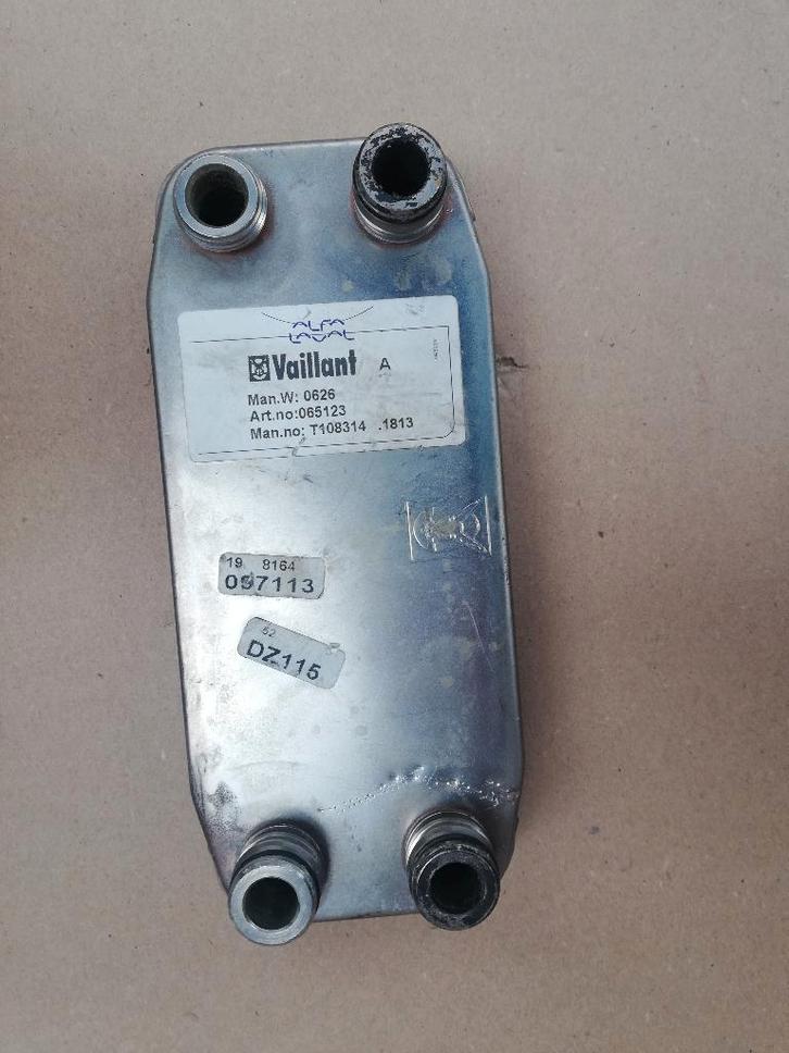 Warmtewisselaar Vaillant Laval boiler + 2 andere WW, Bricolage & Construction, Chauffe-eau & Boilers, Utilisé, Boiler, Enlèvement ou Envoi