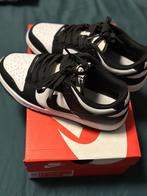 Nike dunks low 1, Sports & Fitness, Comme neuf, Envoi, Chaussures
