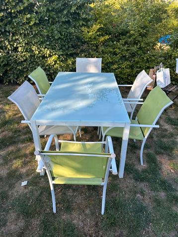 Tuinset - Tafel in melkglas + 6 stoelen beschikbaar voor biedingen