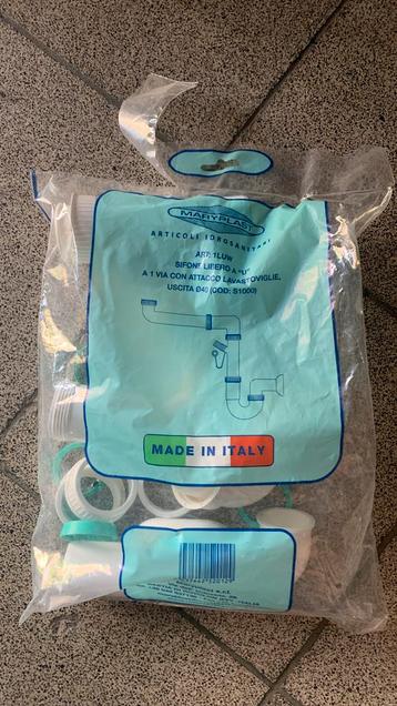 Sifon voor afvoer keuken/wastafel/lavabo beschikbaar voor biedingen