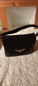 Handtas merk Carin (België), Enlèvement, Comme neuf
