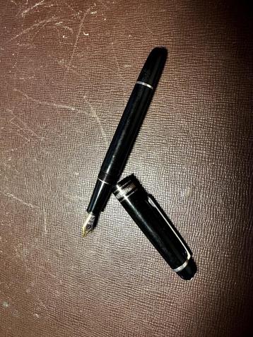 Stylo Mont Blanc Série Meisterstück Mid size beschikbaar voor biedingen