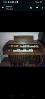 Piano synthétiseur ancien, Musique & Instruments