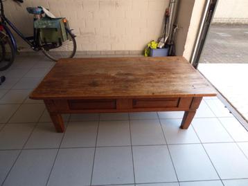 tafel beschikbaar voor biedingen