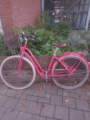Fiets te koop dames beschikbaar voor biedingen