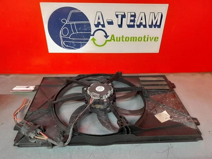RADIATEURVENTILATOR Volkswagen Caddy III (2KA,2KH,2CA,2CH), Auto-onderdelen, Airco en Verwarming, Volkswagen, Gebruikt