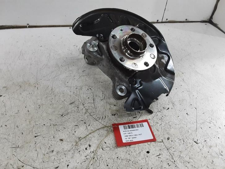 WIELNAAF LINKS VOOR Audi Q3 (F3B) (01-2018/-) (5Q0407257C), Auto-onderdelen, Remmen en Aandrijving, Audi, Gebruikt