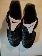 Voetbalschoenen Nike, maat 43, zo goed als nieuw, Ophalen, Zo goed als nieuw
