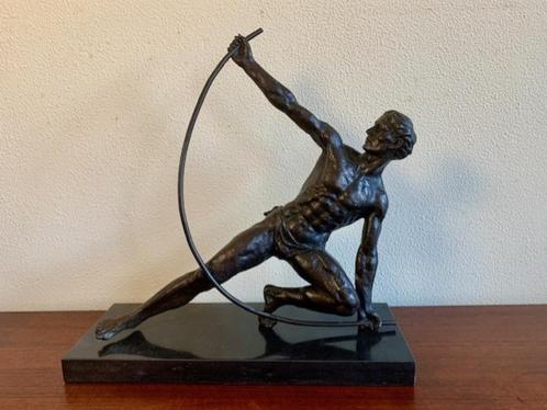 Bronzen Beeld Man Art Deco Le Bendeur naar Jean de Roncourt, Antiek en Kunst, Kunst | Beelden en Houtsnijwerken, Ophalen of Verzenden