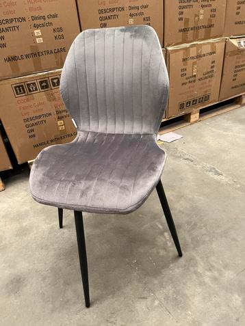 Nieuwe stoelen tekoop  beschikbaar voor biedingen