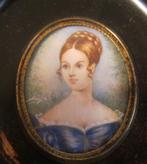 Portrait miniature ancien peint à la main d'une dame /14, Antiquités & Art, Envoi